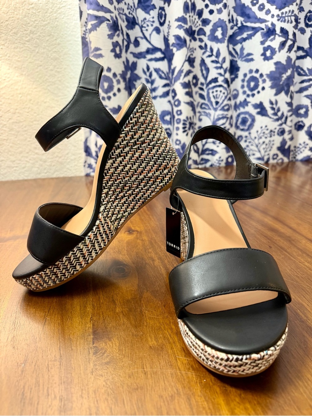 torrid Black Woven-Pattern Platform Wedge Sandals